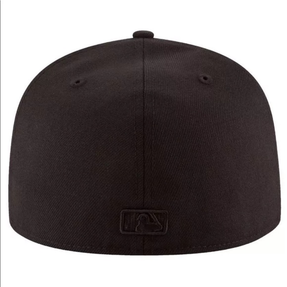 SAN FRANCISCO GIANTS Black on Black New Era 5950 - Picture 3 of 3